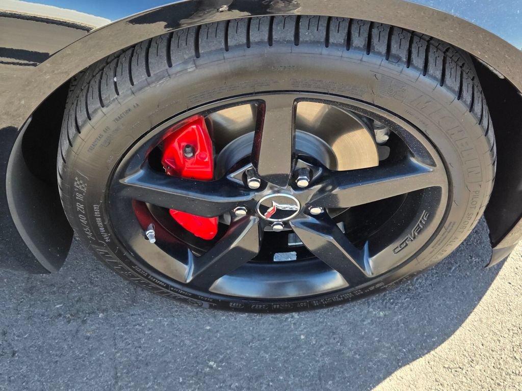 Used 2014 Chevrolet Corvette Stingray Convertible w/ 2LT Preferred Equipment Group RWD image 9