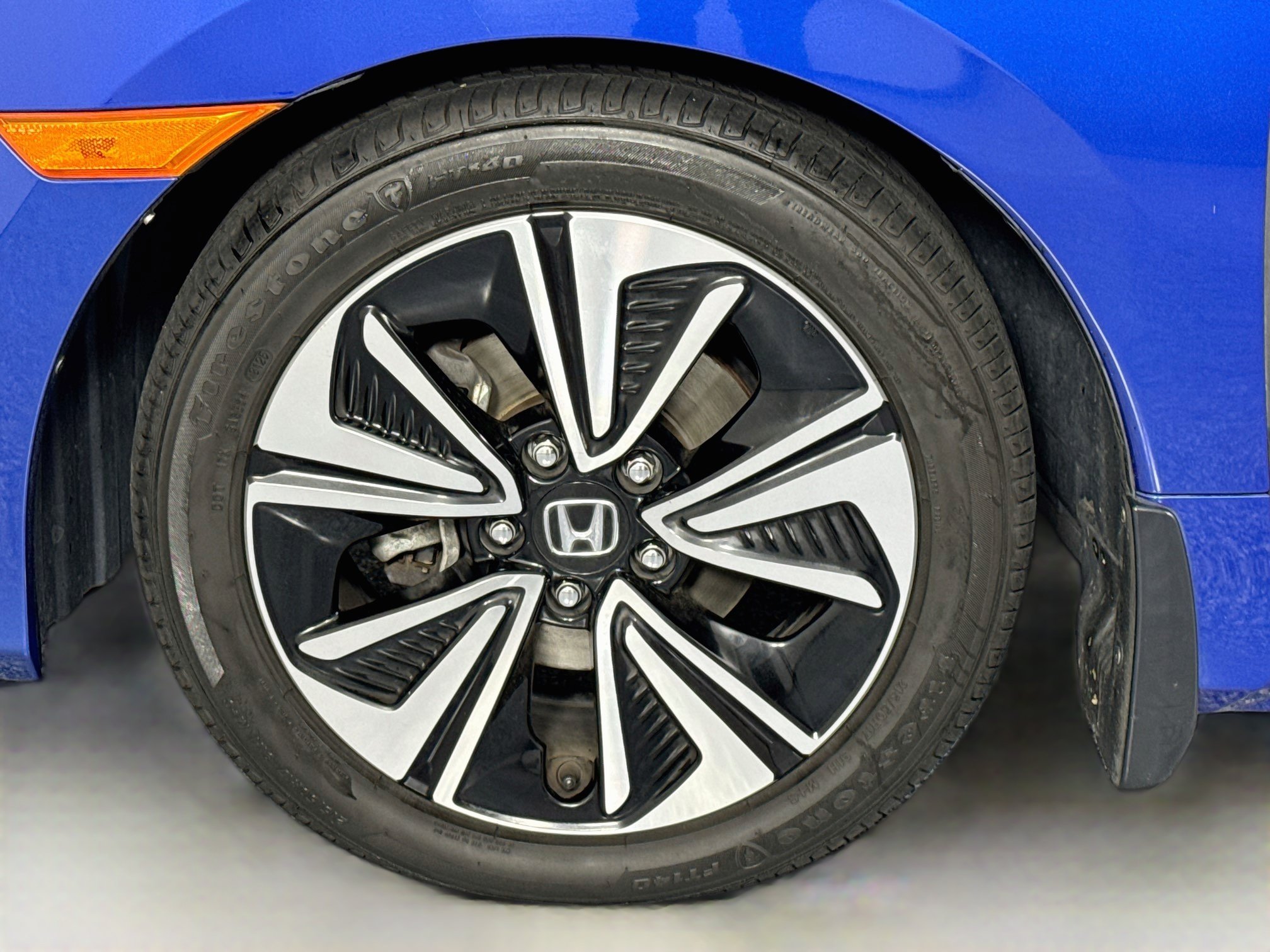 Certified 2018 Honda Civic EX-T image 30