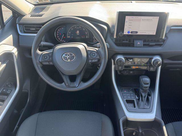 Certified 2023 Toyota RAV4 LE AWD/4WD image 31