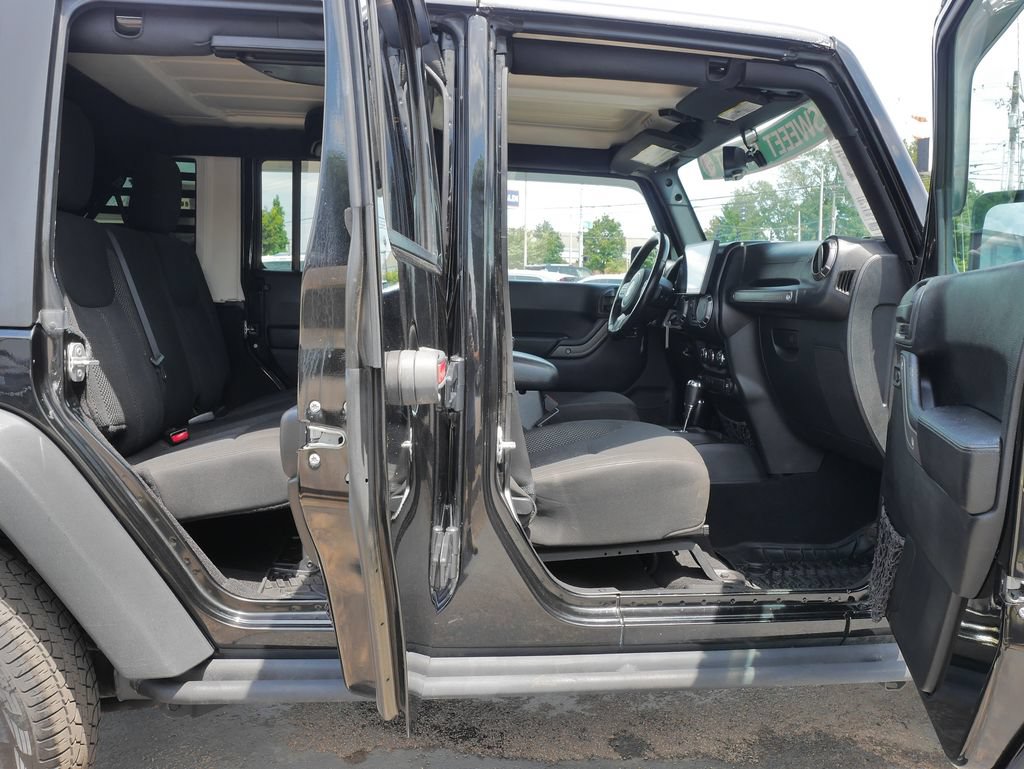 Used 2016 Jeep Wrangler Unlimited Sport AWD/4WD image 20