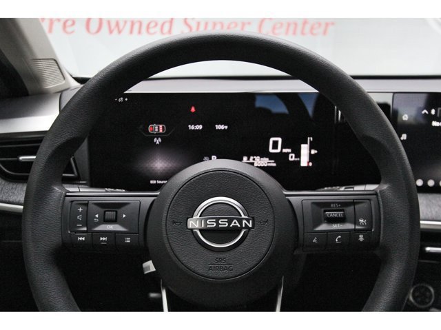 Used 2026 Nissan Kicks S w/ Charging Package FWD image 16