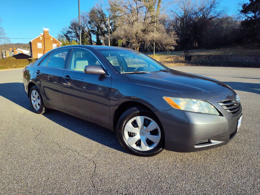 Used 2008 Toyota Camry LE image 2