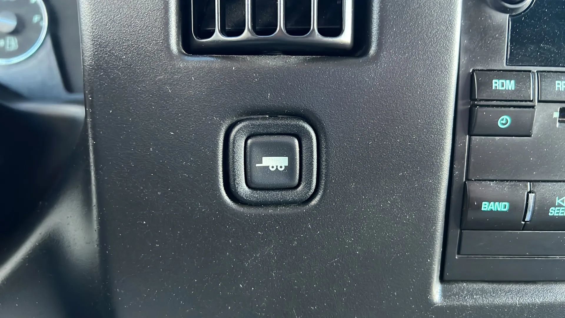 Used 2013 GMC Savana 2500 w/ Power Package image 29