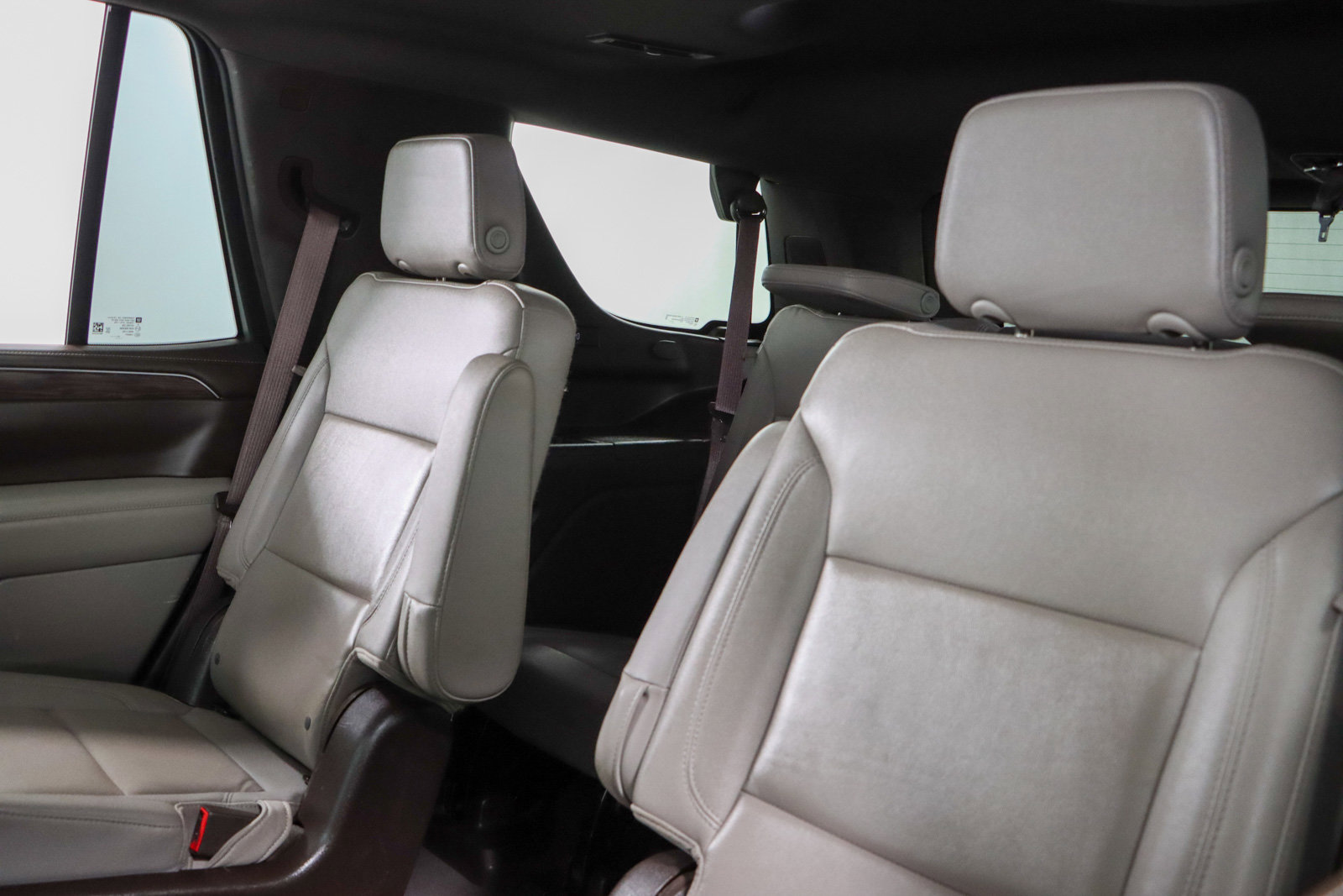 Used 2023 Chevrolet Tahoe Z71 w/ Luxury Package image 29