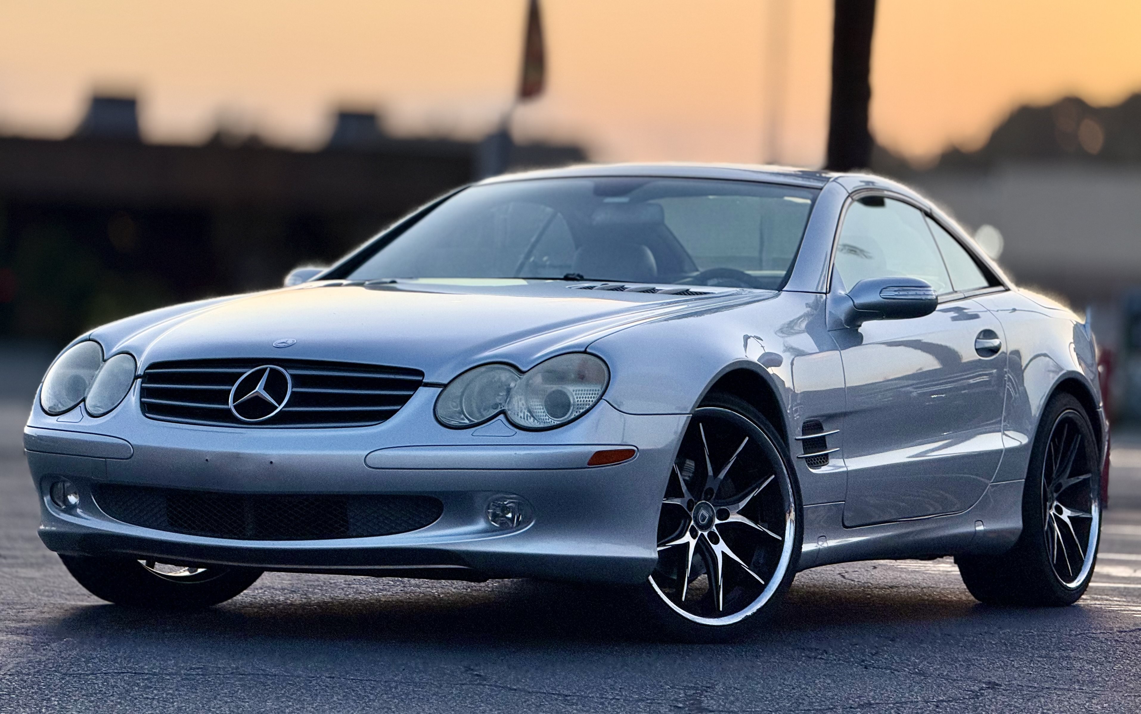 Used 2006 Mercedes-Benz SL 500 image 2