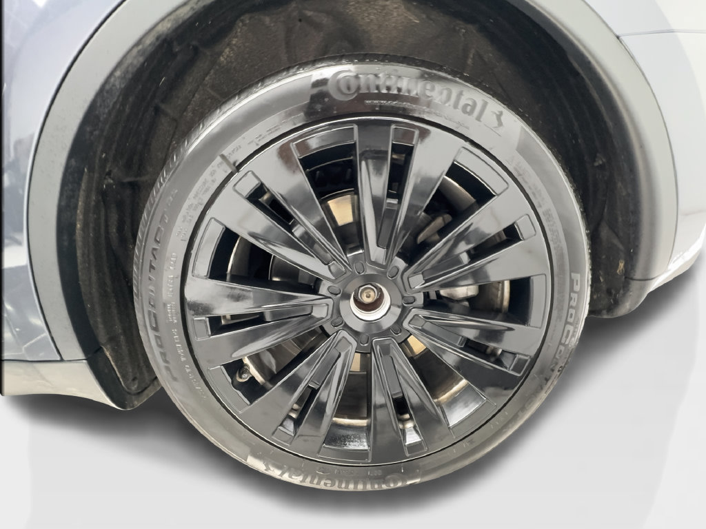 Used 2023 Tesla Model Y Long Range AWD/4WD image 15