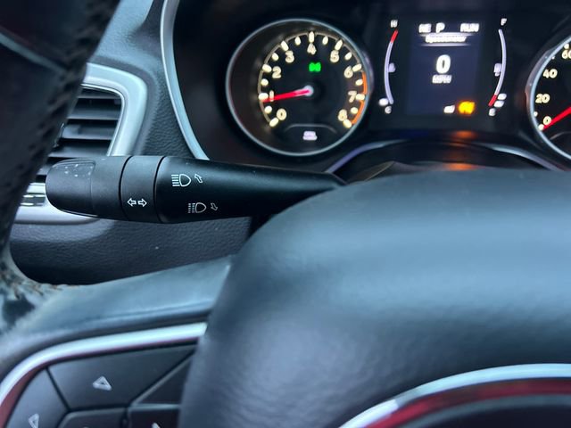 Used 2020 Jeep Compass Latitude image 14