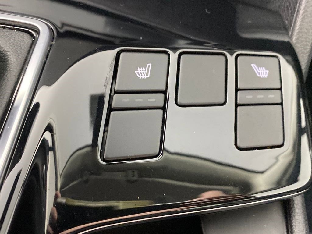 Used 2023 Kia Sportage EX image 22