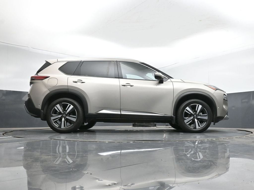 Used 2022 Nissan Rogue Platinum w/ Head-Up Display Package image 46