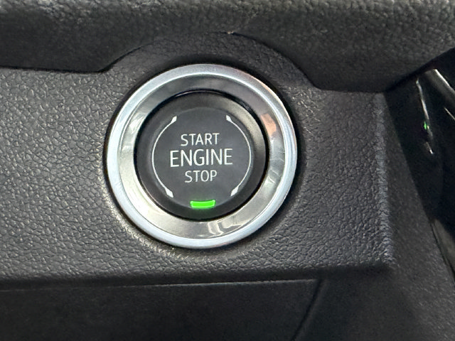 Used 2026 Chevrolet Traverse LT FWD image 30