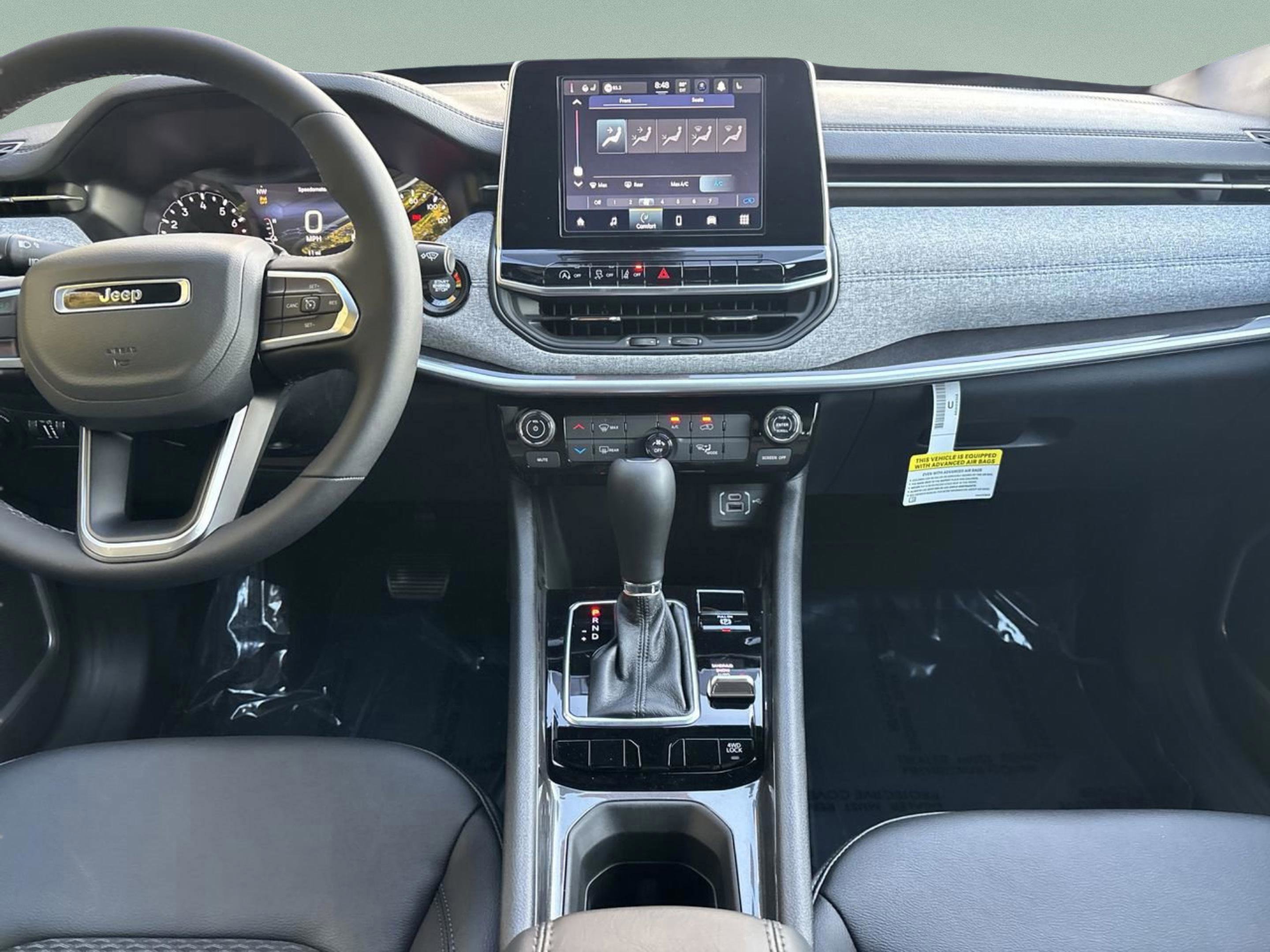 New 2026 Jeep Compass Latitude image 14