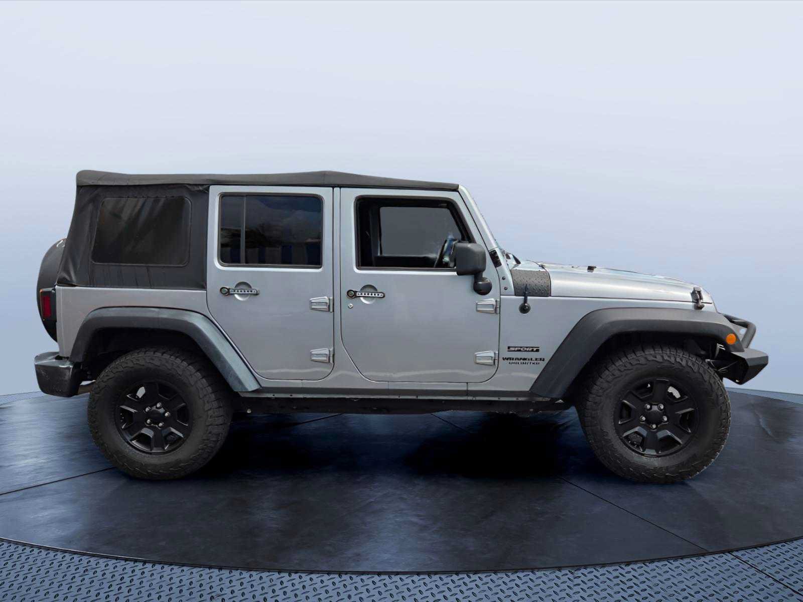 Used 2016 Jeep Wrangler Unlimited Sport w/ Quick Order Package 24S AWD/4WD image 2