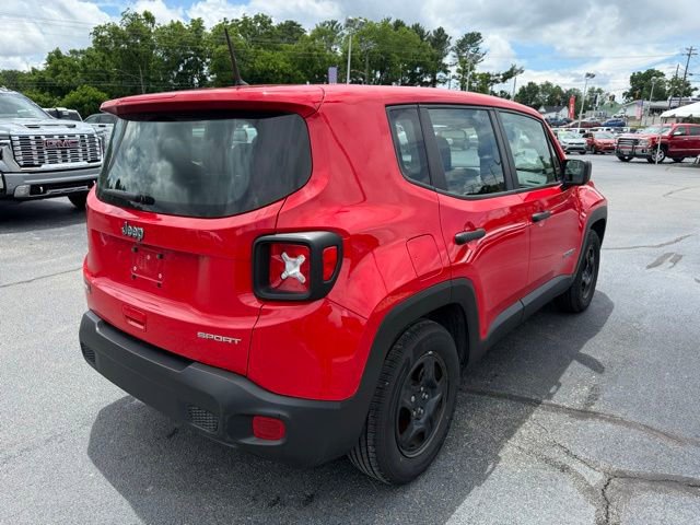 Used 2019 Jeep Renegade Sport FWD image 4