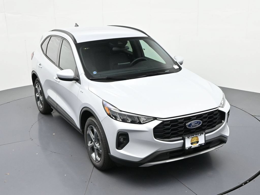 New 2026 Ford Escape ST-Line Select w/ Class II Trailer Tow Package AWD/4WD image 15