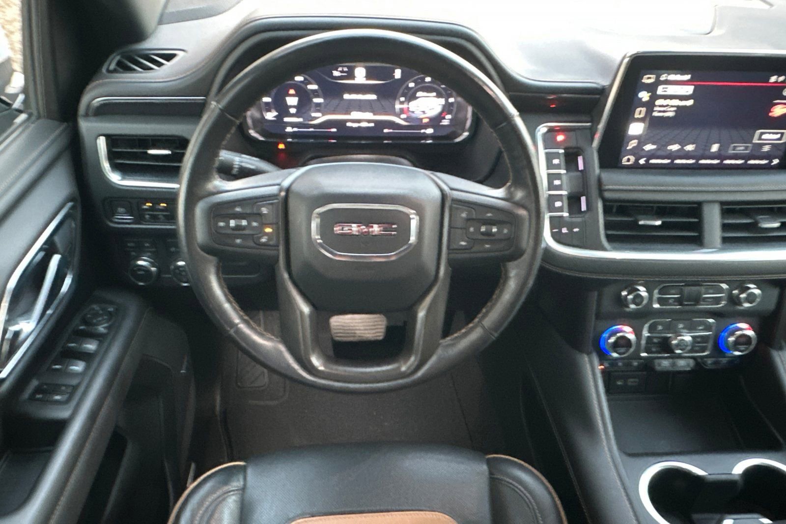 Certified 2022 GMC Yukon AT4 image 15