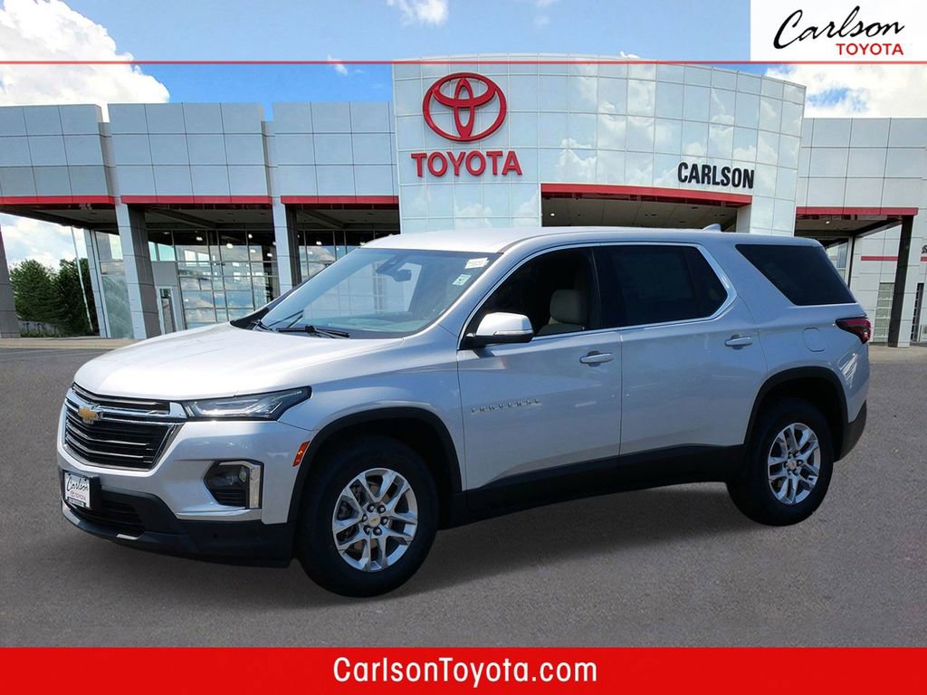 Used 2022 Chevrolet Traverse LS AWD/4WD image 1