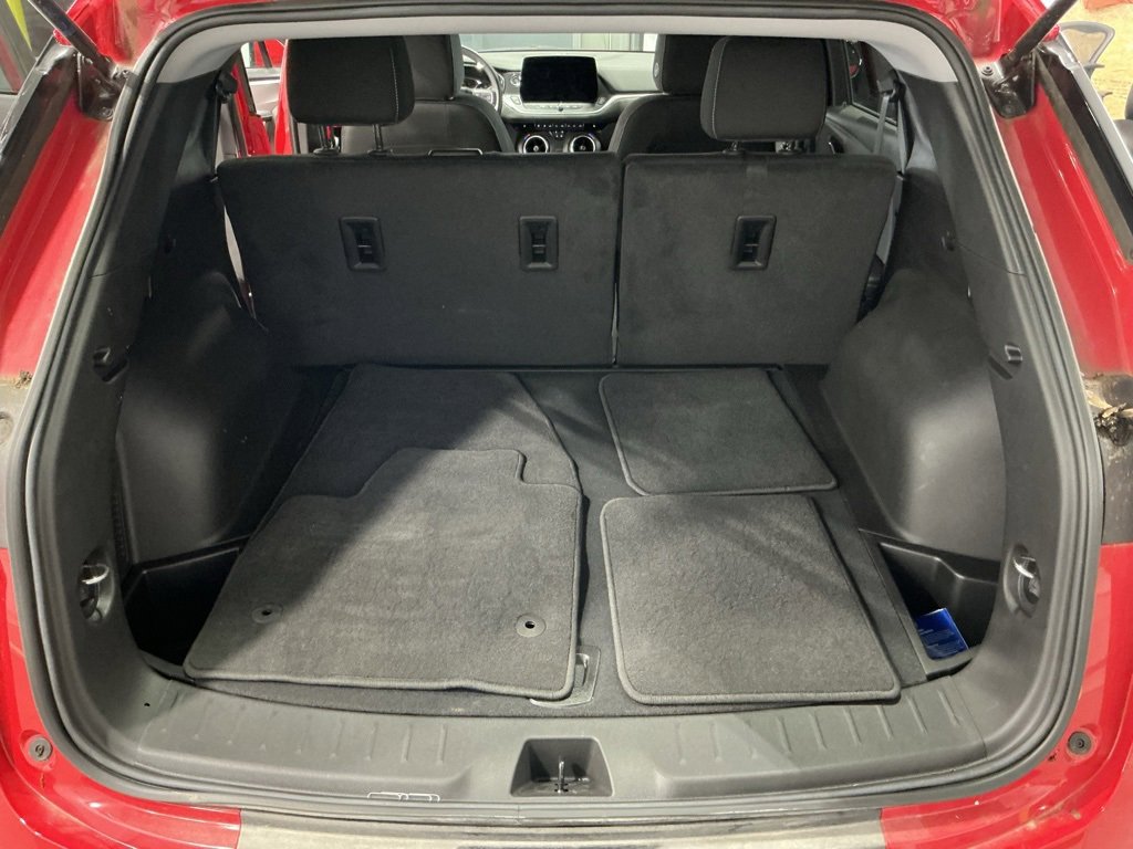 Used 2024 Chevrolet Blazer LT image 23