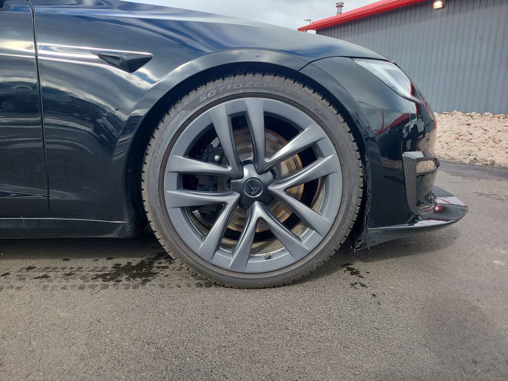 Used 2022 Tesla Model S image 14