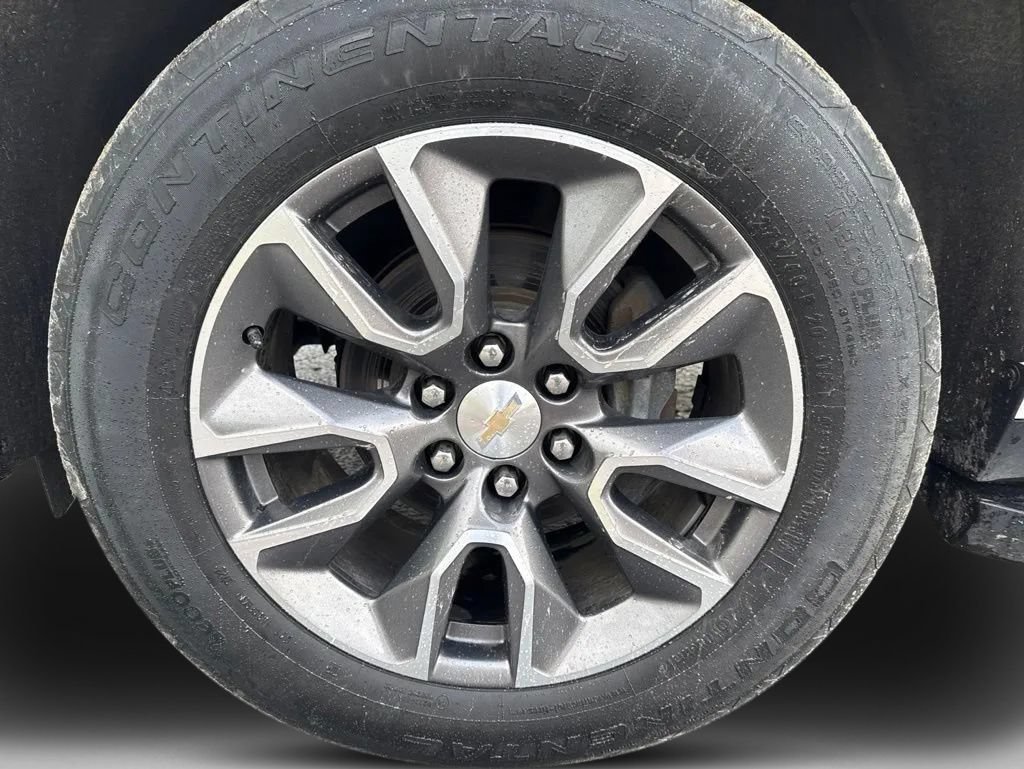 Used 2023 Chevrolet Suburban LS AWD/4WD image 13