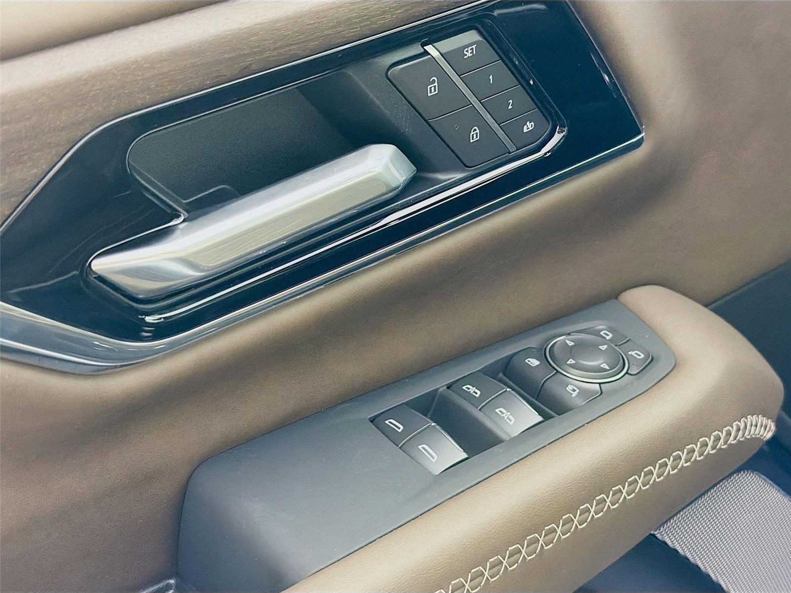 New 2026 GMC Yukon XL Denali Ultimate AWD/4WD image 24