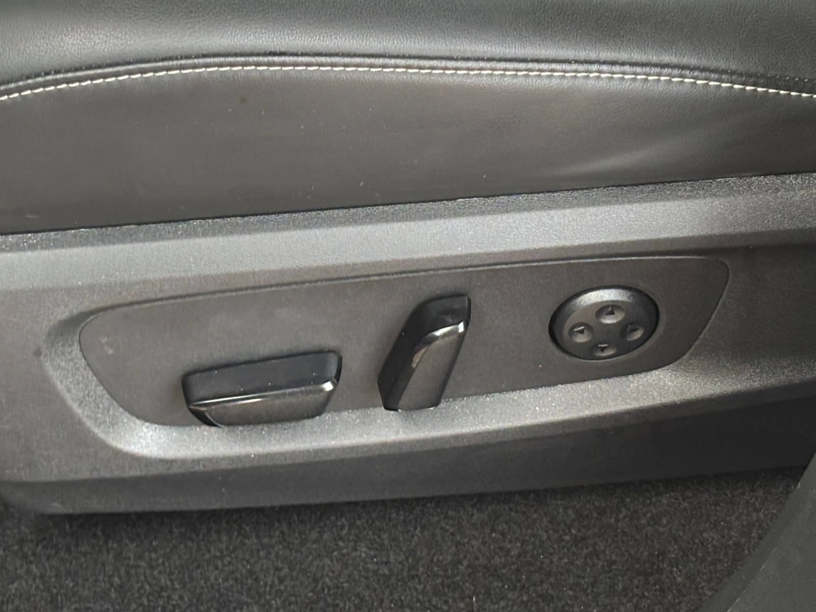 Used 2026 INFINITI QX60 Luxe FWD image 23
