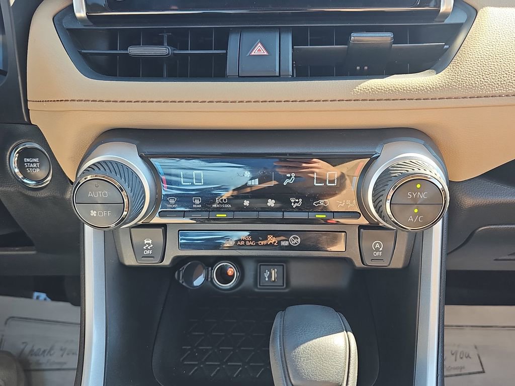 Used 2023 Toyota RAV4 XLE image 28