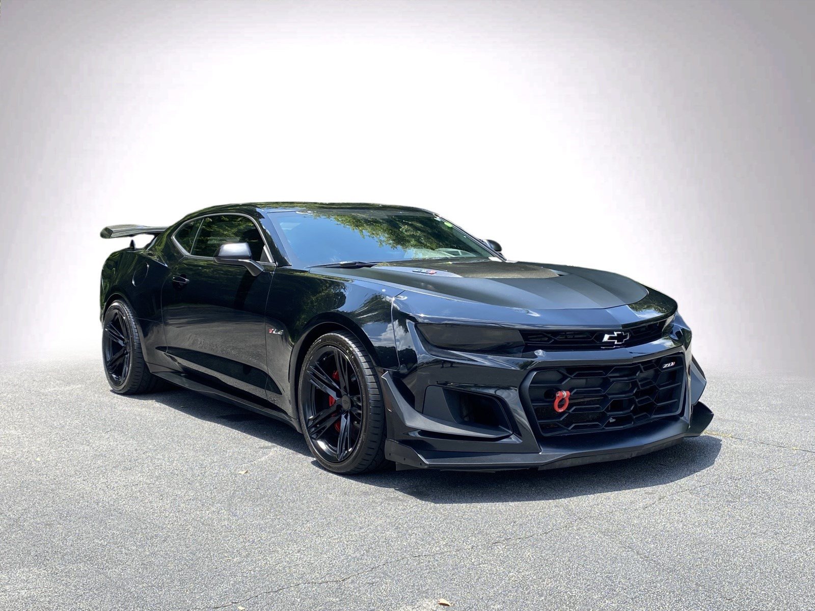 Used 2020 Chevrolet Camaro ZL1 RWD video 2