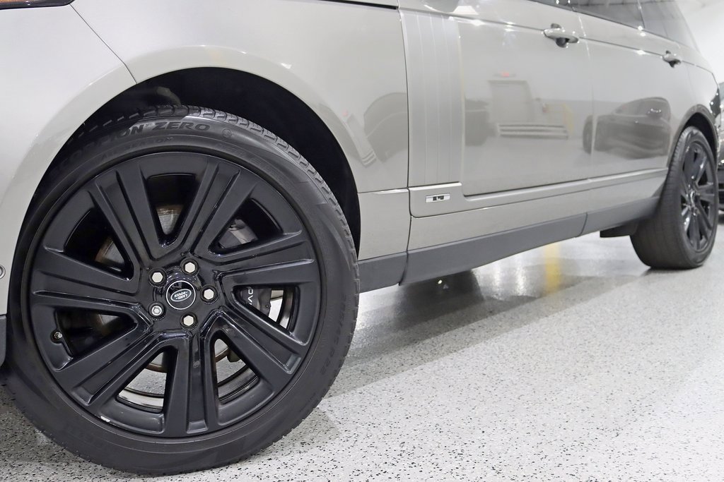 Used 2018 Land Rover Range Rover Long Wheelbase Supercharged image 4