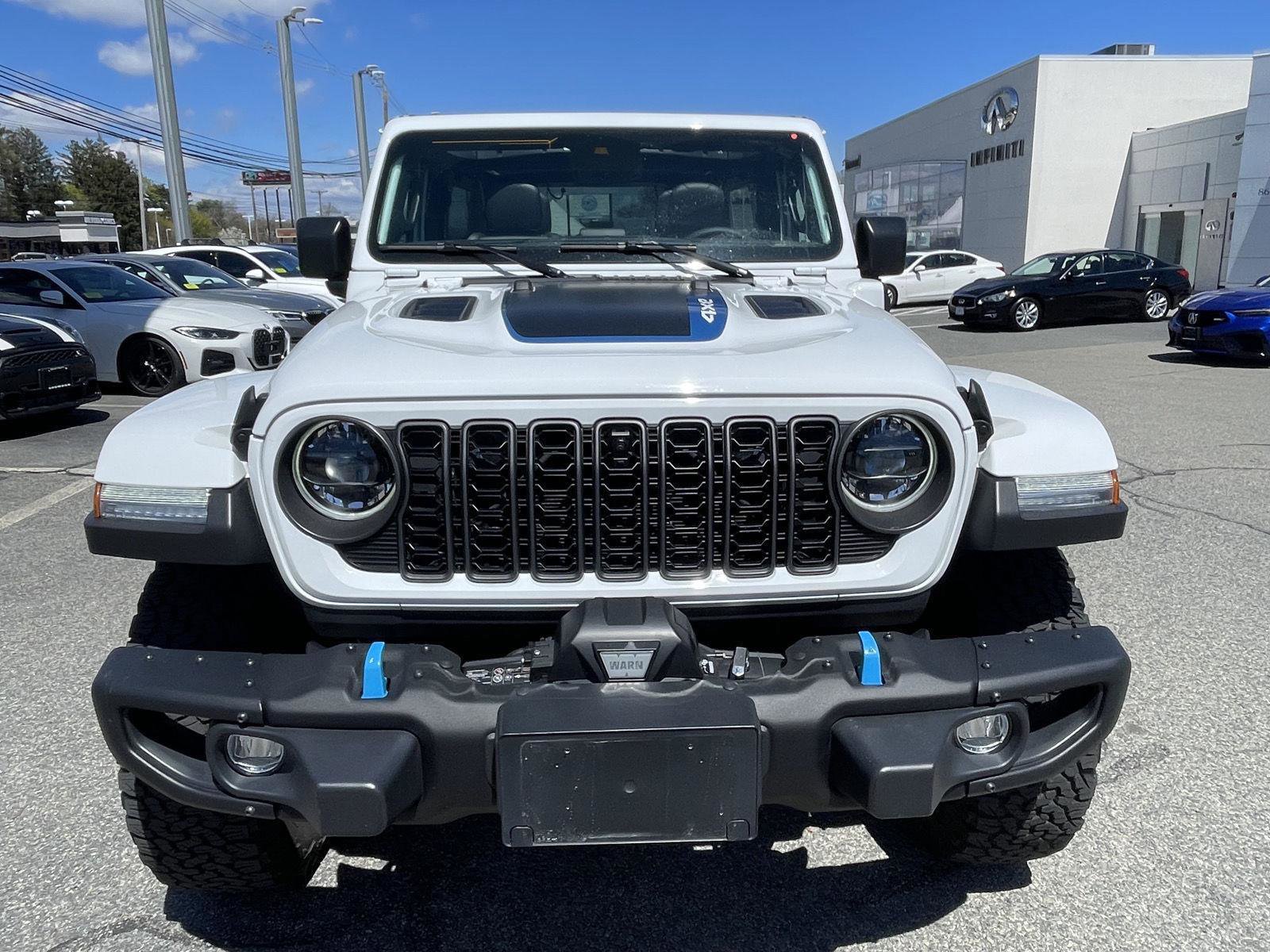 Used 2024 Jeep Wrangler Unlimited Rubicon 4xe AWD/4WD image 4