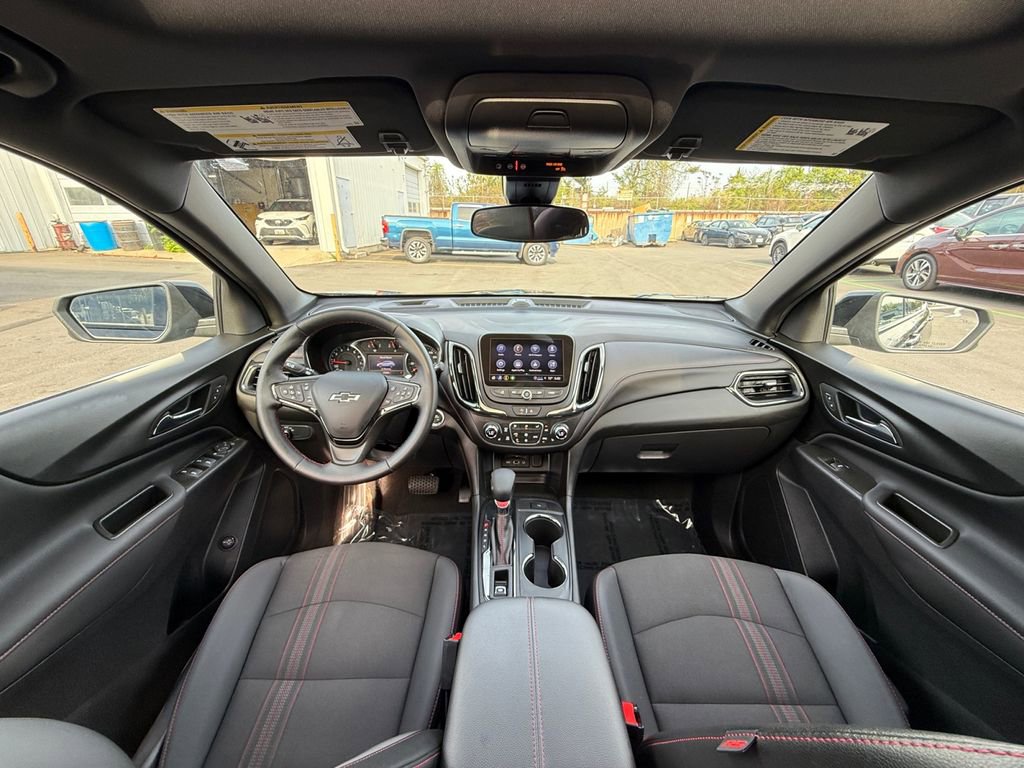 Used 2023 Chevrolet Equinox RS AWD/4WD image 21