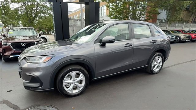 Used 2023 Honda HR-V LX image 4