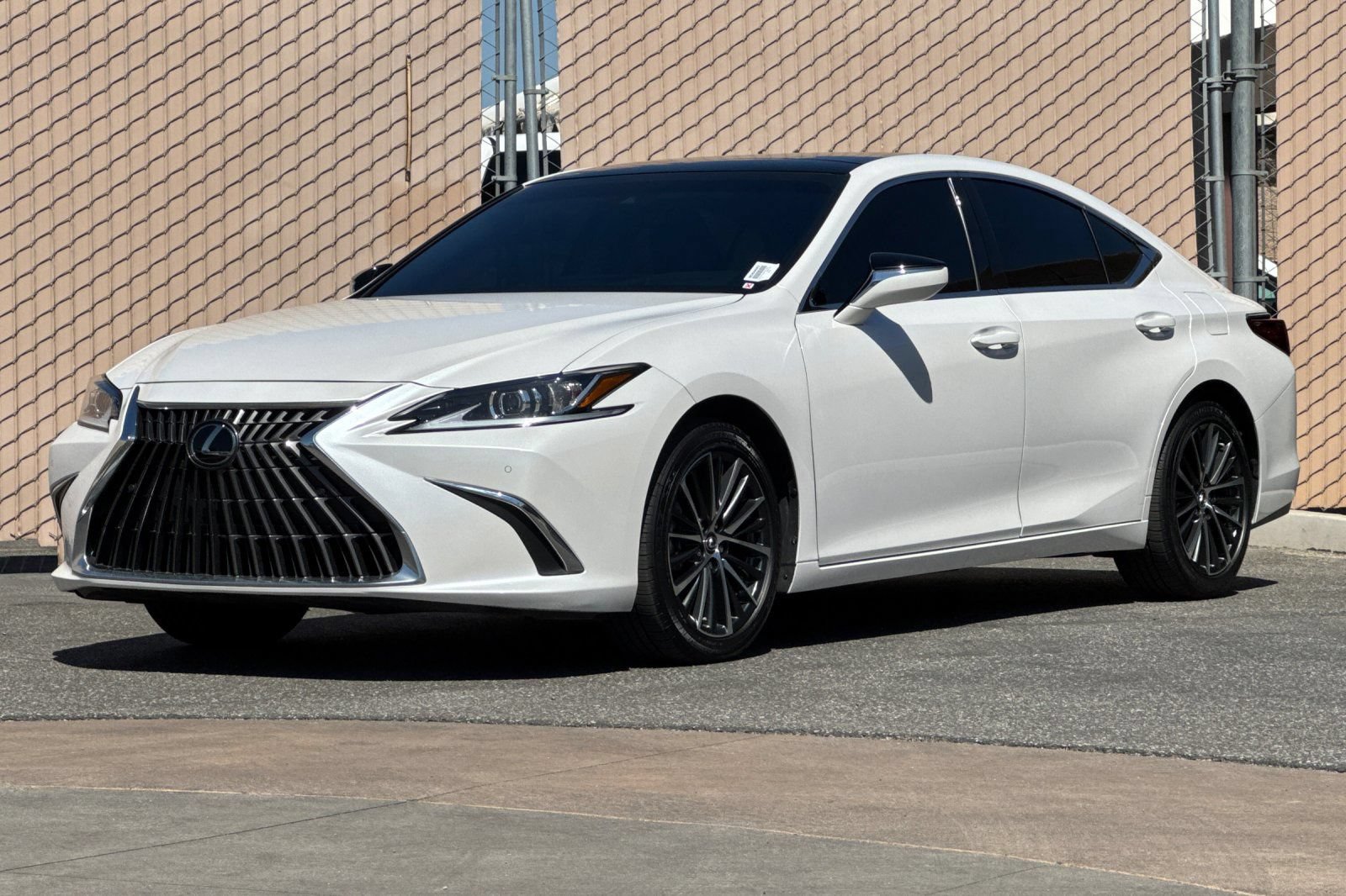 Used 2025 Lexus ES 350 w/ Premium Package FWD image 8