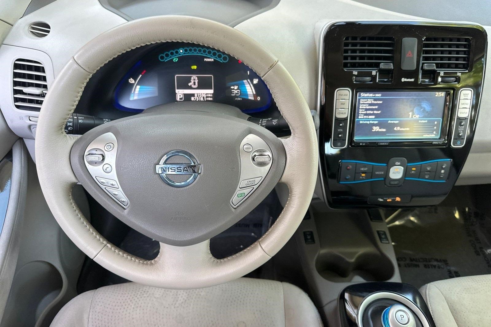 Used 2013 Nissan Leaf SV w/ LED & Quick Charge Pkg FWD image 30
