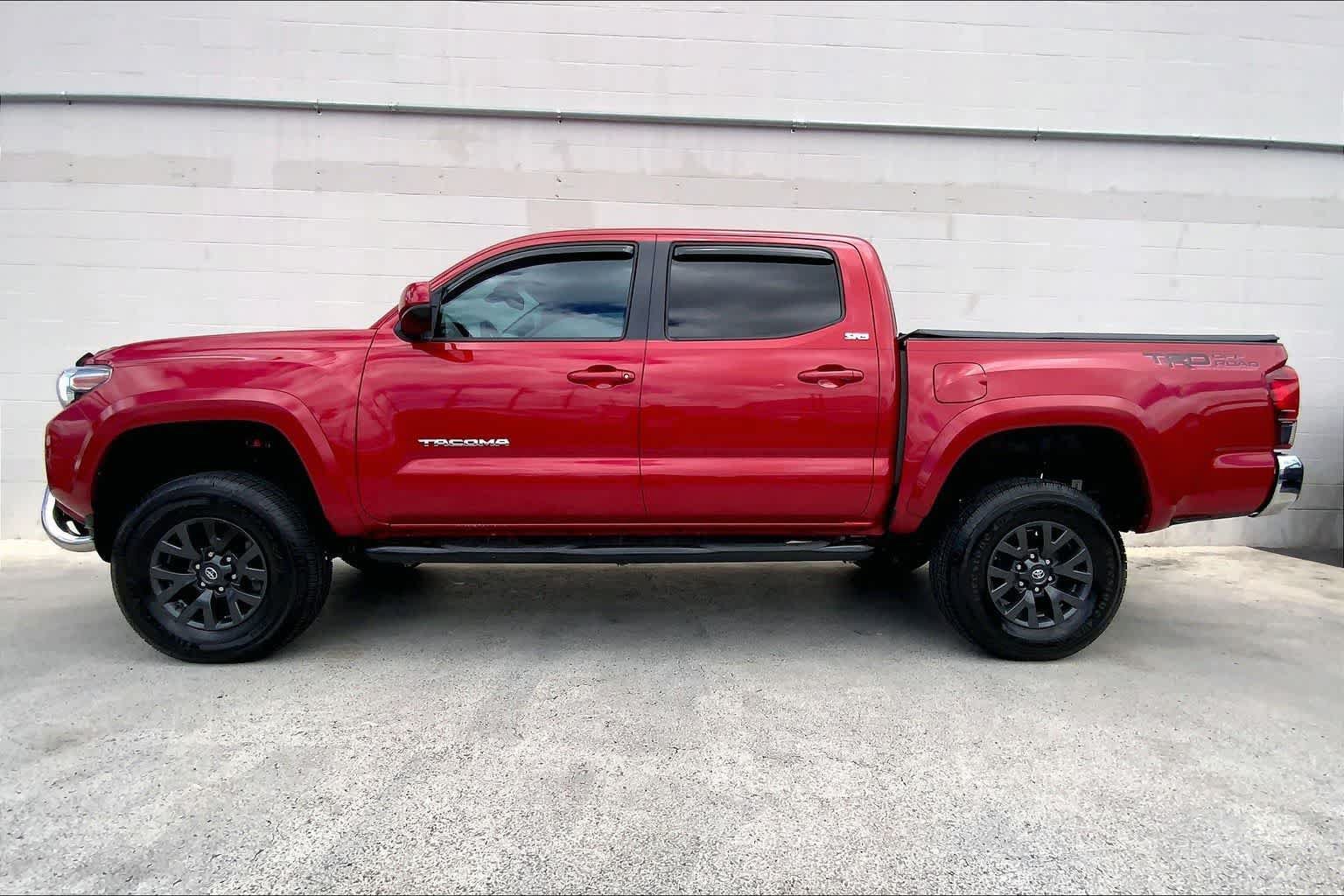Used 2023 Toyota Tacoma SR5 RWD image 3