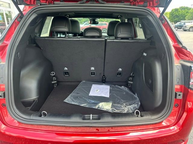 Used 2024 Jeep Compass Limited w/ High Altitude Package image 16