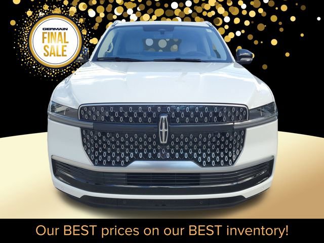 New 2025 Lincoln Navigator Reserve image 3