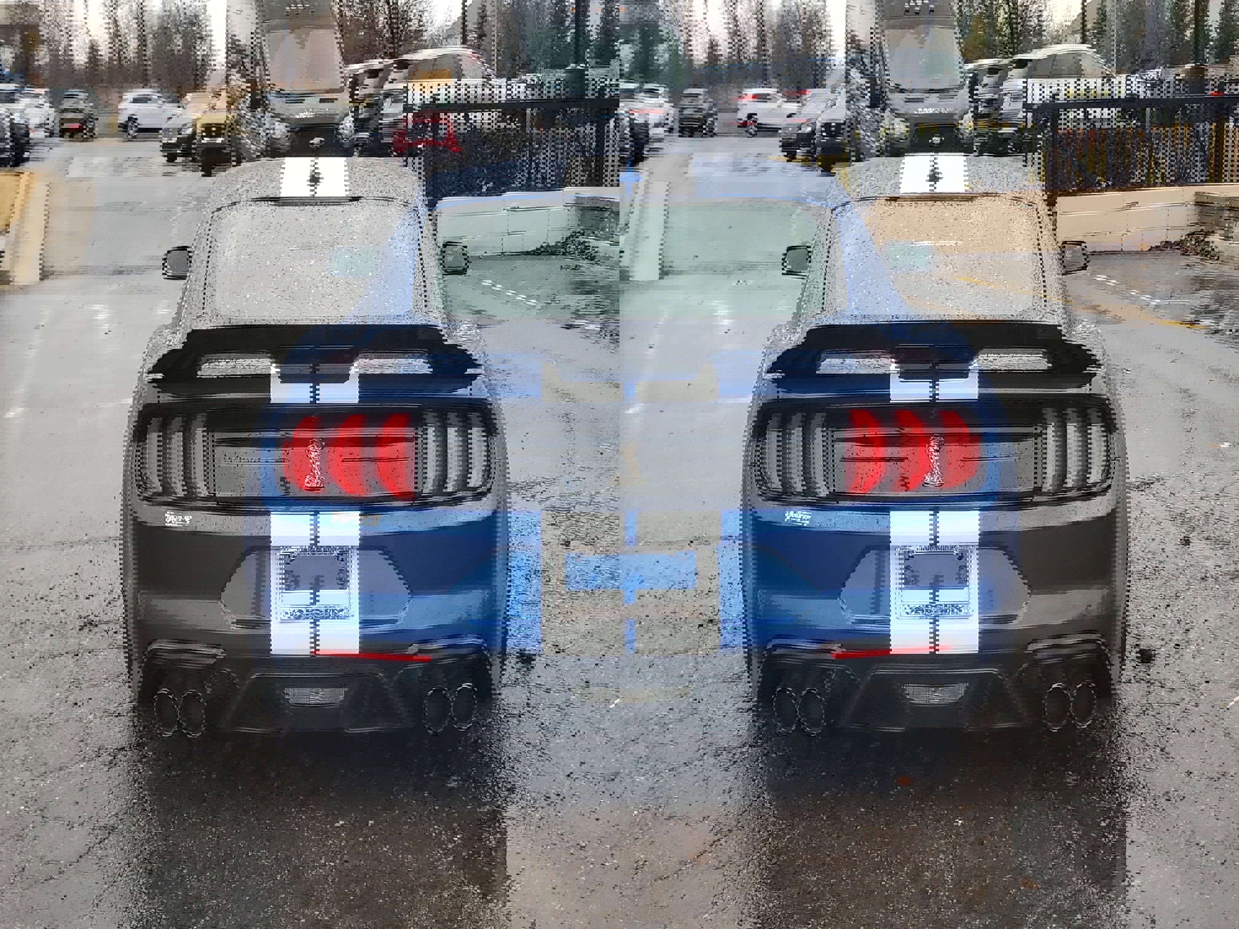 Used 2022 Ford Mustang Shelby GT500 w/ Technology Package RWD image 5