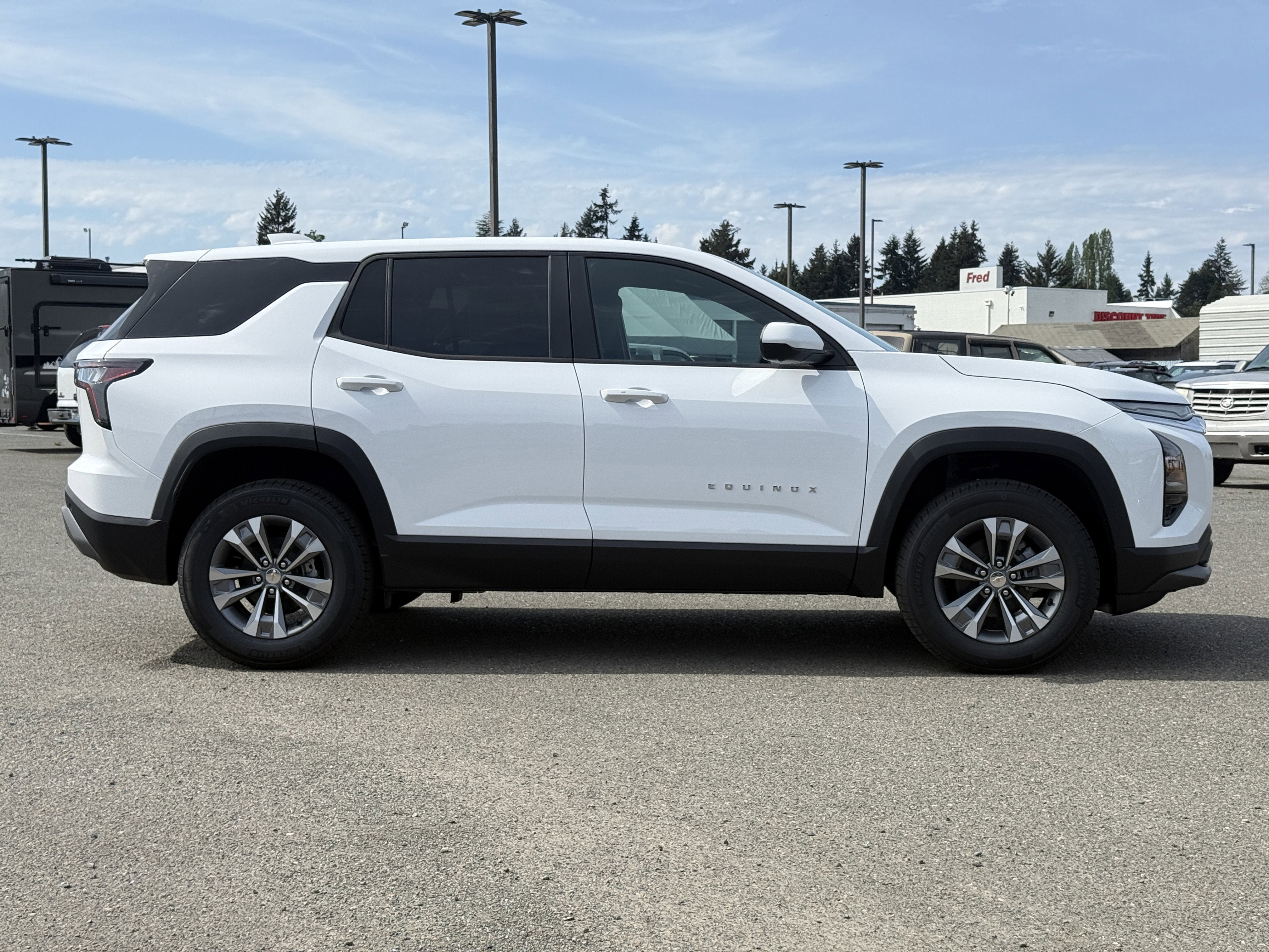 New 2026 Chevrolet Equinox LT AWD/4WD image 6