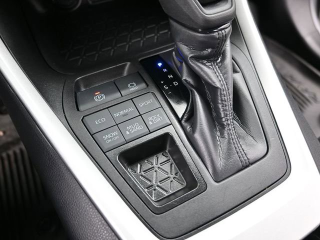 Certified 2024 Toyota RAV4 LE image 26