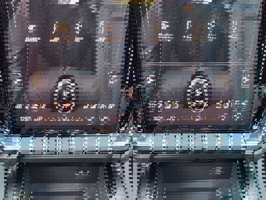 New 2026 GMC Yukon AT4 w/ LPO, Floor Liner Package image 13