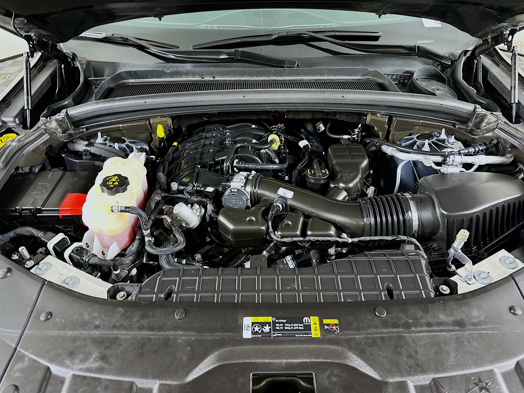 Used 2025 Jeep Grand Cherokee Altitude image 32