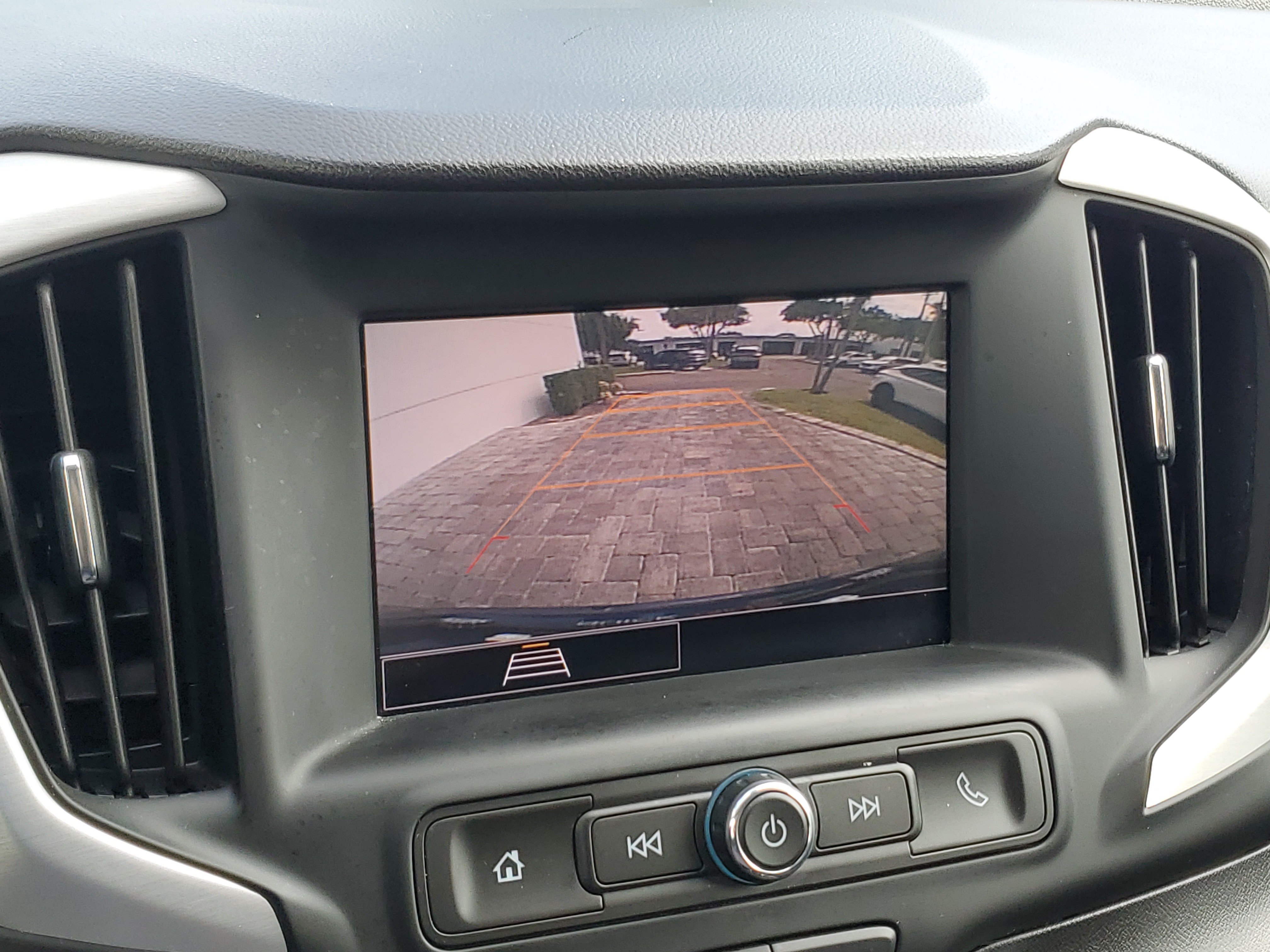 Used 2024 GMC Terrain SLE w/ Driver Convenience Package FWD image 27