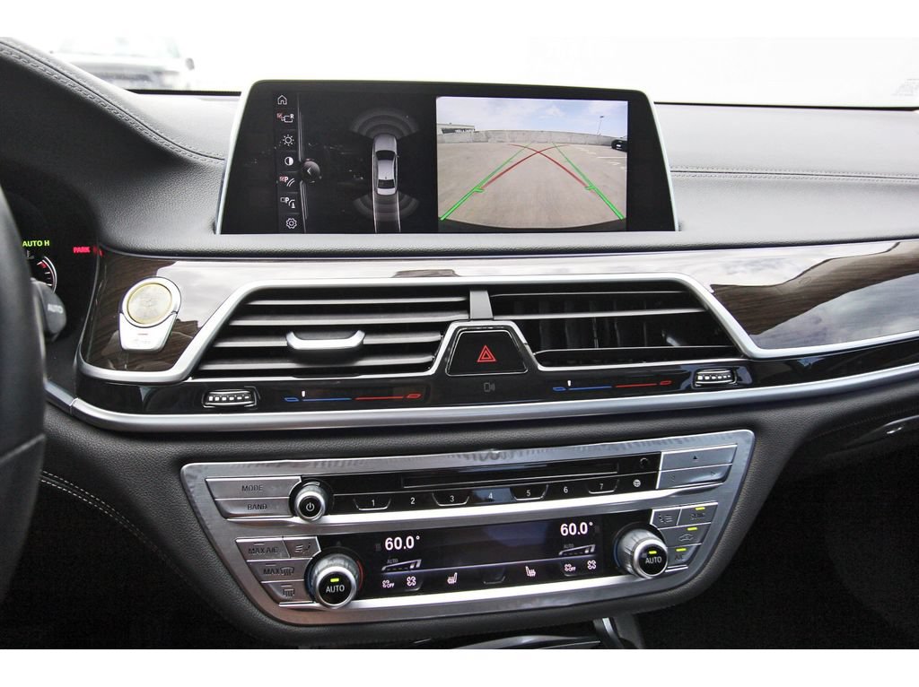 Used 2017 BMW 740i RWD image 21