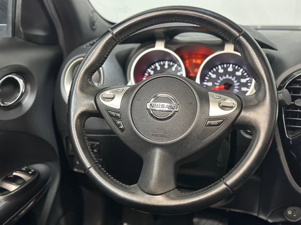 Used 2015 Nissan Juke SV image 14