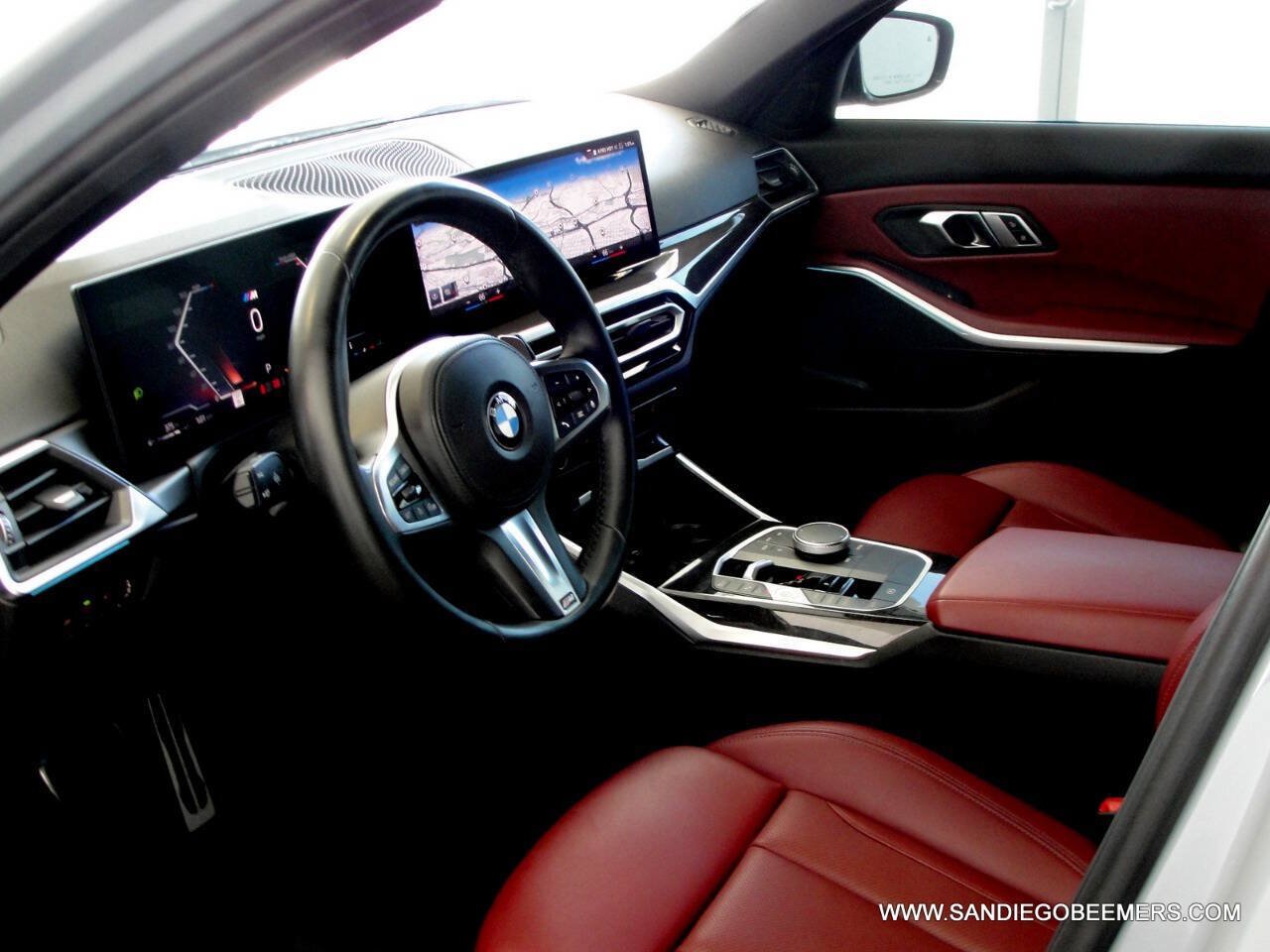 Used 2023 BMW 330i Sedan w/ M Sport Package RWD image 30