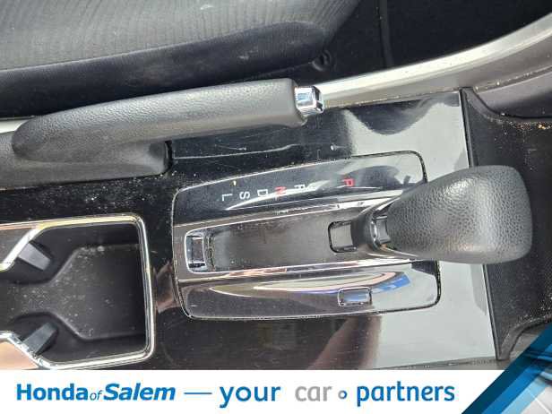 Used 2016 Honda Accord LX image 16