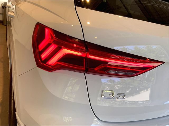 Used 2023 Audi Q3 2.0T Premium Plus w/ Premium Plus Package AWD/4WD image 29