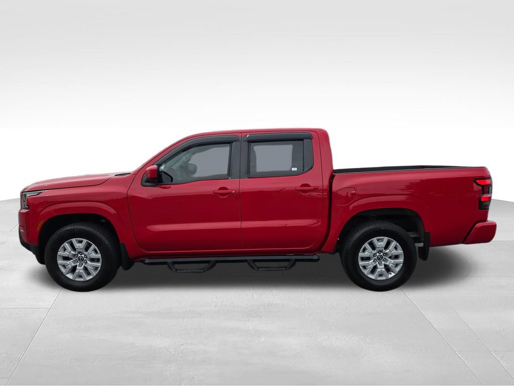 Used 2022 Nissan Frontier SV AWD/4WD image 2