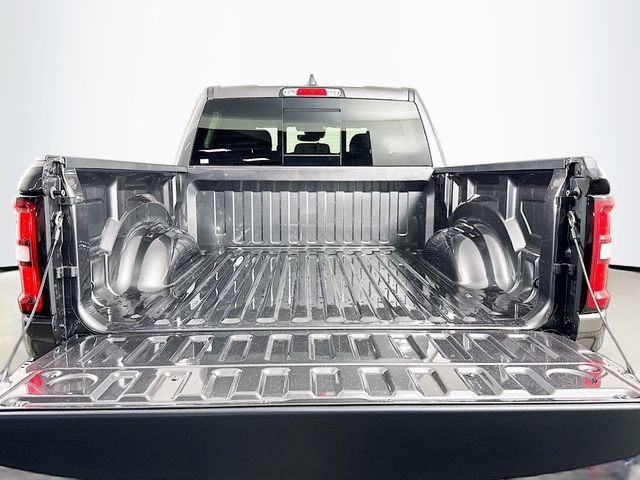 New 2026 RAM 1500 4x4 Crew Cab image 25