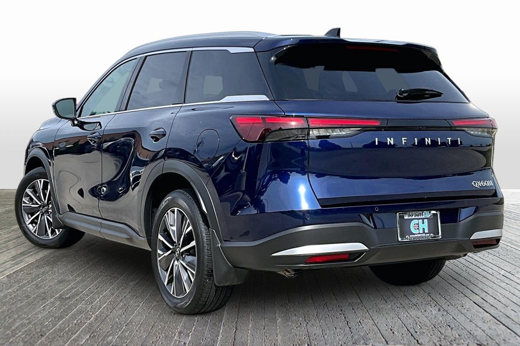 Certified 2027 INFINITI QX60 Luxe w/ Cargo Package AWD/4WD image 6
